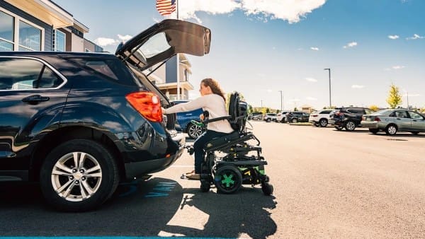 3 stephanie tb4 car 1200x675 1