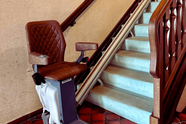 UP.Lift Straight Stairlifts min