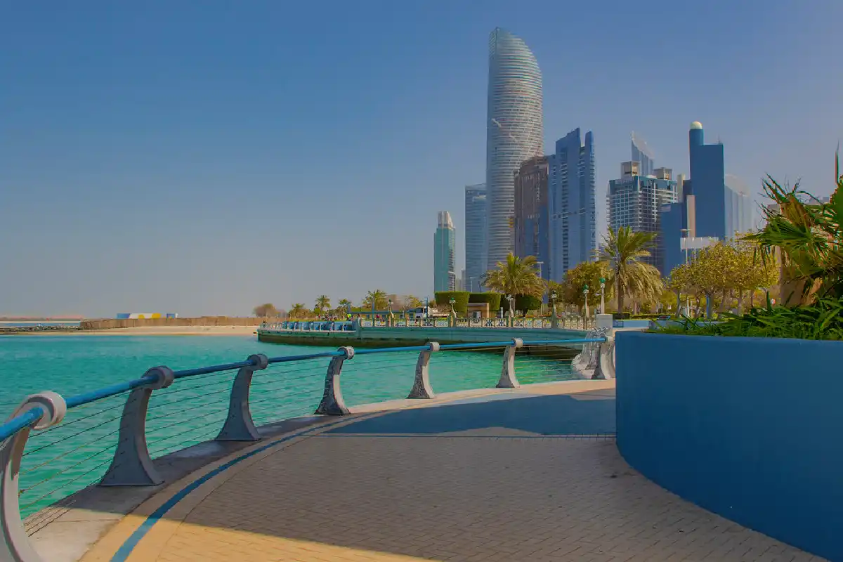 Corniche Beach & Promenade